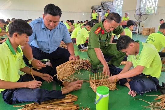 Kiên Giang: Công an tỉnh tiếp quản cơ sở cai nghiện ma túy dần hoạt động ổn định