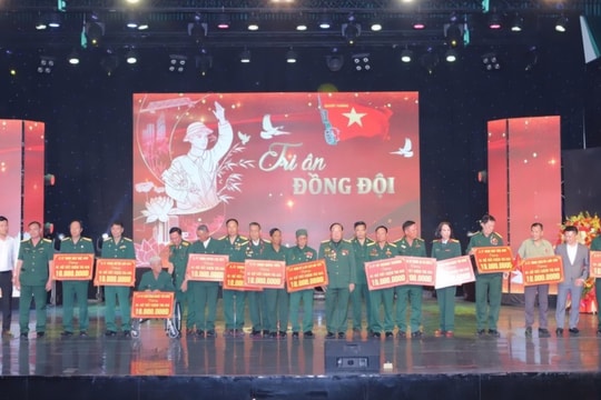 Thanh Hóa "Tri ân đồng đội" kỷ niệm 50 năm thống nhất đất nước