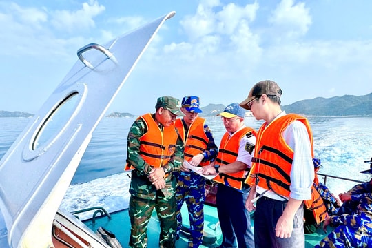 Vùng 4 Hải quân phối hợp tuần tra, kiểm soát Căn cứ quân sự Cam Ranh