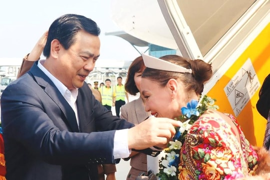 Chuyến bay đầu tiên từ Nga đến Khánh Hòa