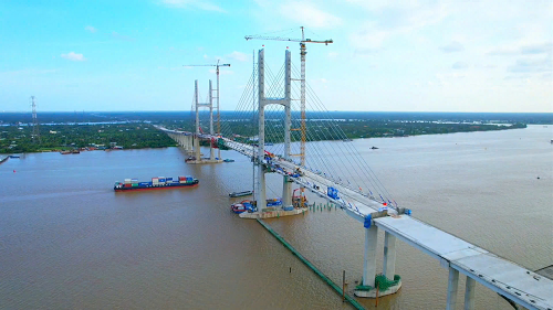 Hợp long cầu Rạch Miễu 2