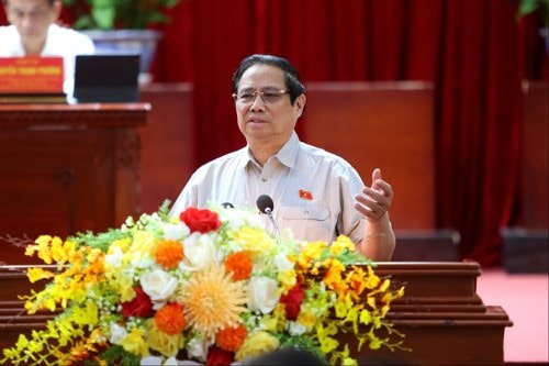 Thủ tướng tiếp xúc cử tri là doanh nhân, doanh nghiệp ở TP. Cần Thơ
