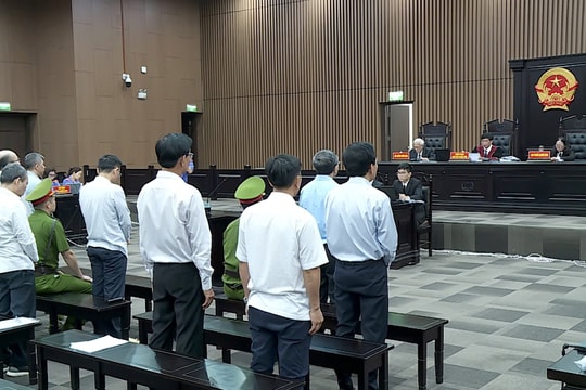 Bắt đầu phiên xét xử cựu Thứ trưởng Bộ Công Thương Hoàng Quốc Vượng