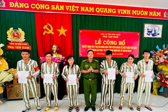 Công an Kiên Giang công bố quyết định giảm án phạt tù dịp lễ 30/4