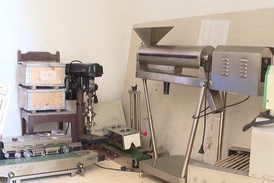 Cơ quan chức năng “điểm danh” nhiều quầy thuốc bán thuốc giả