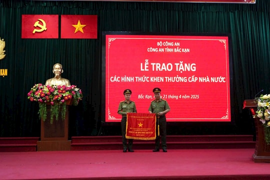 Bắc Kạn: Trao tặng các hình thức khen thưởng cấp Nhà nước