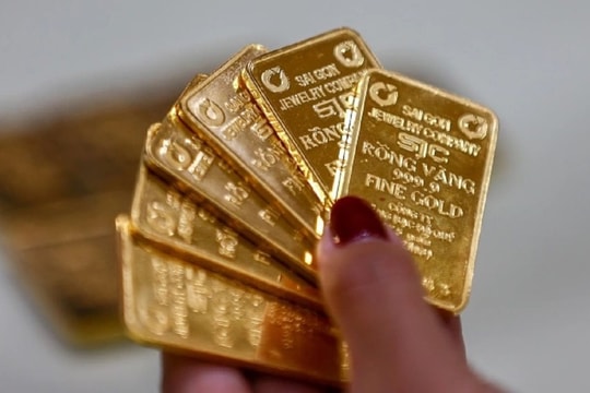 Giá vàng hôm nay 22/4: Tăng lên mức 122 triệu đồng/lượng