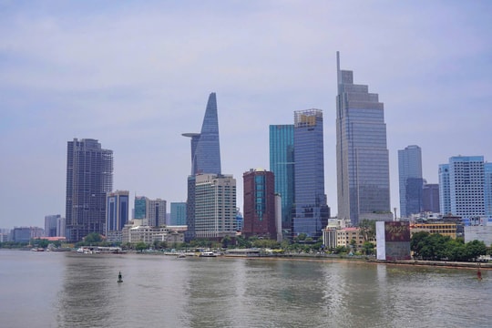 TP.HCM cấm luồng sông Sài Gòn phục vụ Đại lễ 30/4