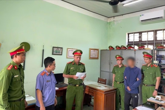 Khởi tố đối tượng tổ chức đường dây cá độ bóng đá hơn 5 tỷ đồng