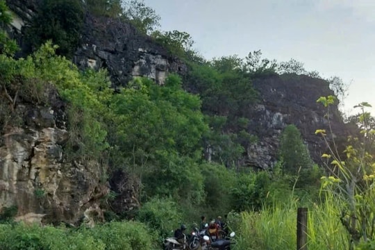 Phát hiện nhiều bộ xương nghi của người trong hang đá