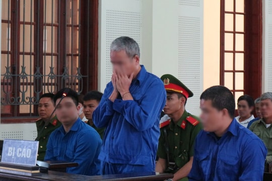 Thợ hồ lĩnh 17 năm tù vì lấy ma túy trừ nợ