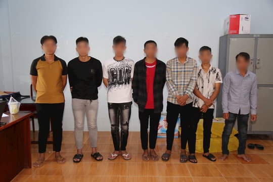 Khởi tố 10 bị can liên quan vụ hỗn chiến bằng hung khí