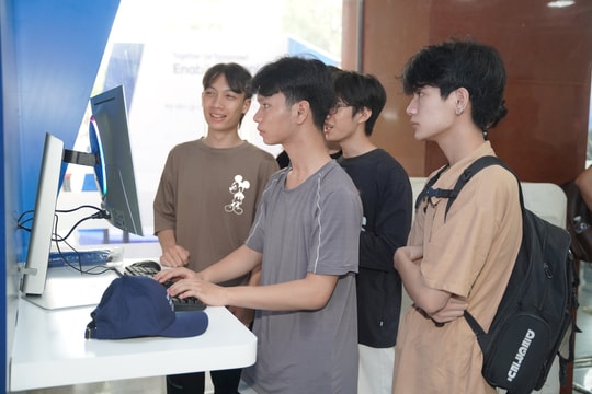 Samsung lan tỏa đam mê công nghệ tới thanh niên Thủ đô tại SIC Tech Day 2025