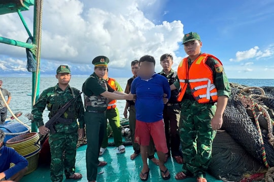 Bắt giữ đối tượng giết người trên tàu cá