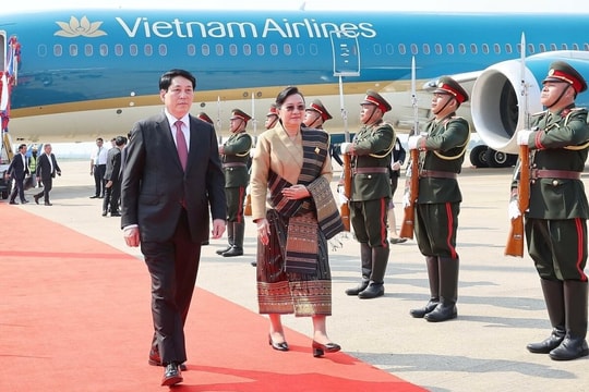 Chủ tịch nước Lương Cường bắt đầu chuyến thăm cấp Nhà nước đến Lào