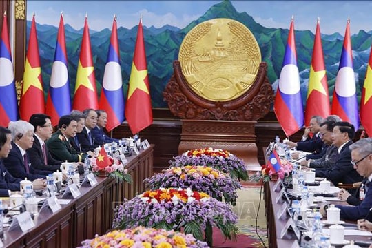 Chủ tịch nước Lương Cường hội đàm với Tổng Bí thư, Chủ tịch nước Lào