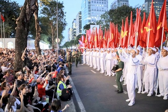 Thủ tướng yêu cầu tăng cường công tác bảo đảm an ninh, trật tự dịp Lễ 30/4 và 01/5