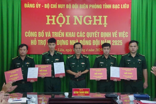 Hỗ trợ 9 căn nhà đồng đội cho quân nhân có hoàn cảnh khó khăn