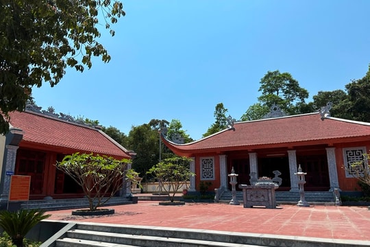 Đền thờ anh hùng liệt sỹ tại hồ Kẻ Gỗ - biểu tượng tri ân và khát vọng phát triển bền vững