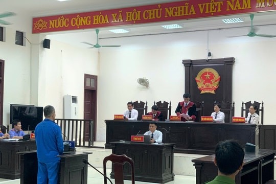 Tử hình gã đàn ông đâm chết hai người trong quán karaoke