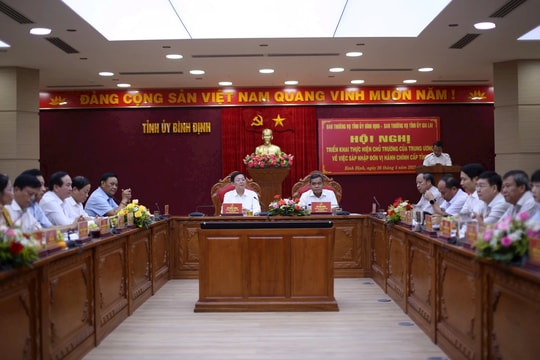 Ban Thường vụ Tỉnh ủy Bình Định và Gia Lai họp bàn sáp nhập 2 tỉnh