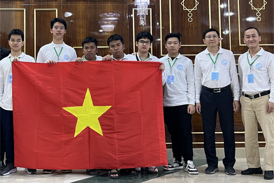 6/6 học sinh Việt Nam giành Huy chương Vàng Olympic giao lưu Toán học Turkmenistan