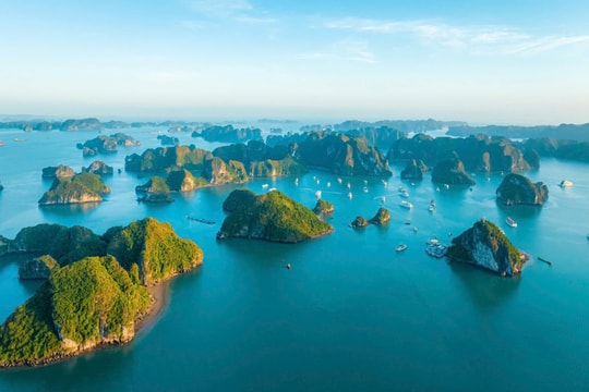 Liên thông du lịch Vịnh Hạ Long - Vịnh Lan Hạ từ 1/5