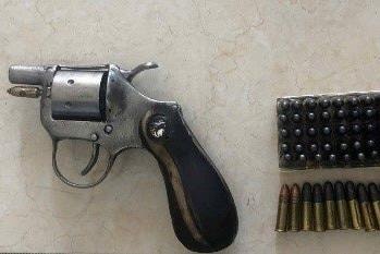 Khởi tố 3 đối tượng “Tàng trữ, mua bán trái phép vũ khí quân dụng”