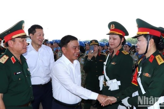 Lực lượng tham gia diễu binh hiệp đồng chặt chẽ, muôn người như một