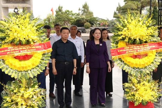 Phó Chủ tịch nước Võ Thị Ánh Xuân, Phó Thủ tướng Trần Hồng Hà tri ân các Anh hùng liệt sĩ tại Quảng Trị