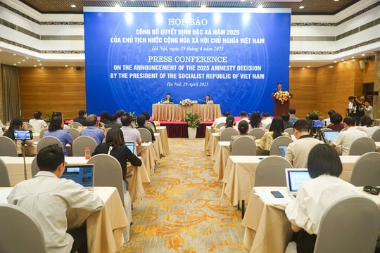 Hơn 8.000 phạm nhân được đặc xá dịp 30/4