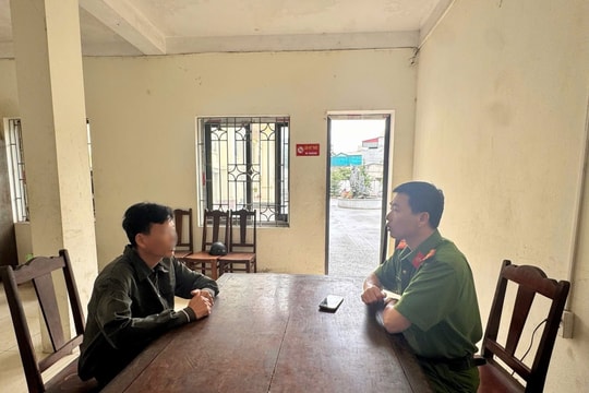 Triệu tập người bố tấn công nhân viên y tế đang cấp cứu cho con trai