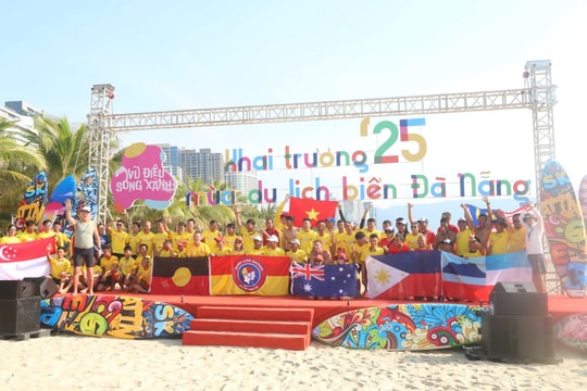 Đà Nẵng khai trương mùa du lịch biển 2025