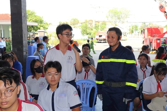 Quận đầu tiên của TP.HCM ra mắt trung tâm chống 'bà hỏa'