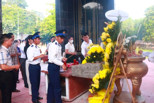 Sôi nổi các hoạt động chào mừng kỷ niệm 50 năm Ngày Giải phóng miền Nam, thống nhất đất nước