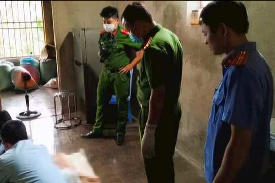 Bắt người con trai nghi sát hại mẹ đẻ