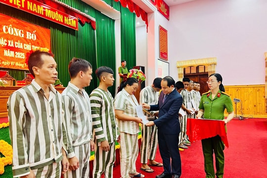 Phó Chánh án Tòa án nhân dân tối cao Nguyễn Quốc Đoàn dự Lễ công bố Quyết định đặc xá năm 2025 của Chủ tịch nước tại Trại giam Xuân Lộc