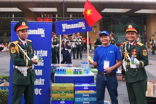 Vinamilk hòa cùng niềm vui của ngày hội thống nhất non sông