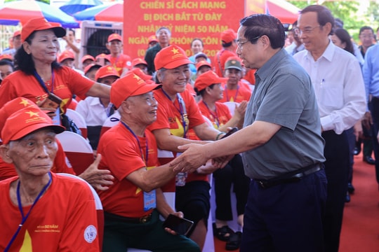 Thủ tướng: Phải tri ân các anh hùng liệt sĩ bằng những hành động cụ thể