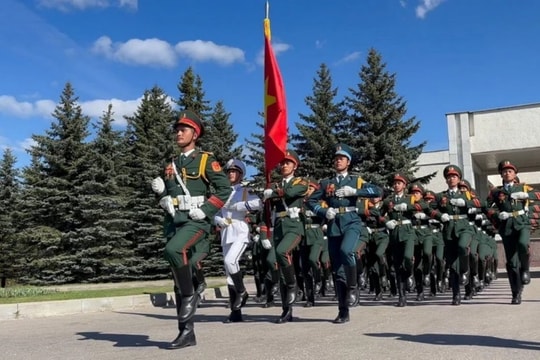Bộ trưởng Bộ Quốc phòng gửi thư cho cán bộ, chiến sỹ tham gia duyệt binh tại Nga