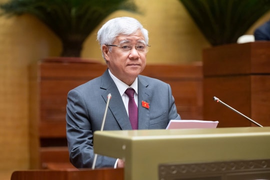 Sớm thể chế hóa những chủ trương lớn để nhân dân được thụ hưởng