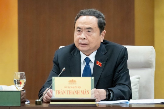 Lấy ý kiến nhân dân về sửa đổi Hiến pháp từ ngày mai (6/5)