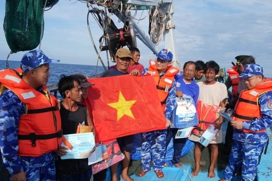 Điểm tựa vững chắc cho ngư dân