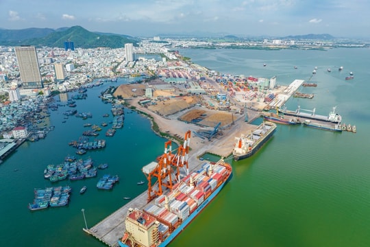 Quy Nhơn yên bình giữa miền Trung đầy nắng gió