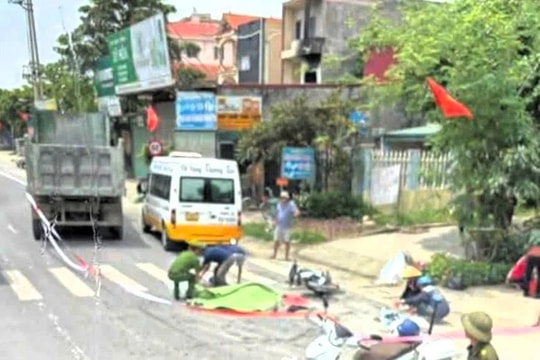 Tai nạn giao thông nghiêm trọng khiến 2 bà cháu tử vong