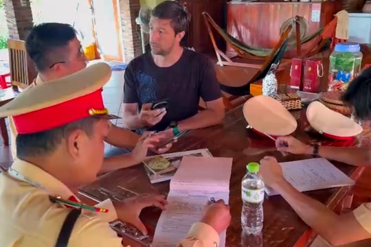 Phú Quốc: Khi người nước ngoài "phớt lờ" luật giao thông