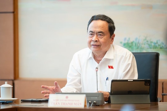 Chủ tịch Quốc hội: Bây giờ chọn cán bộ mới khó