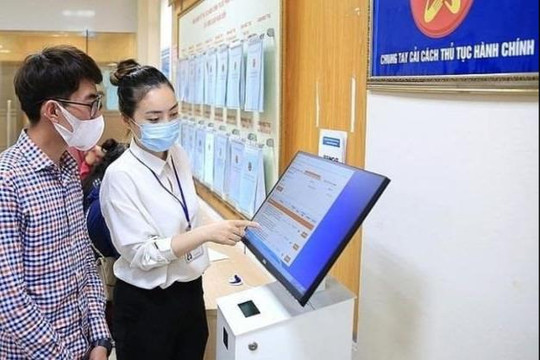 Hà Nội: Công dân không phải xuất trình giấy tờ khi giao dịch hành chính