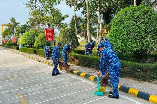 Xây dựng đơn vị chính quy, sáng - xanh - sạch - đẹp