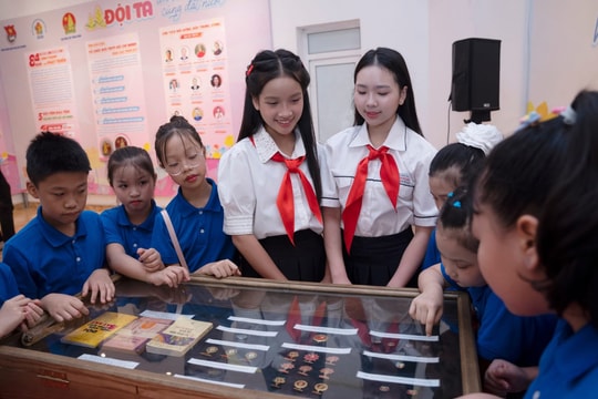 Triển lãm "Thiếu nhi Việt Nam vững bước tiến vào kỷ nguyên mới"